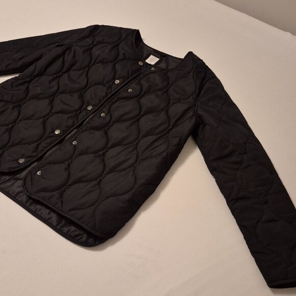 Quilted Black Jacket - Picture 2 of 5
